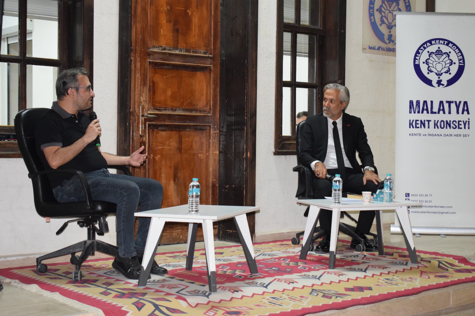 Şiirler Sanat Sokağı’nda Hayat Buldu: “Bu Sokakta Şiir Var”