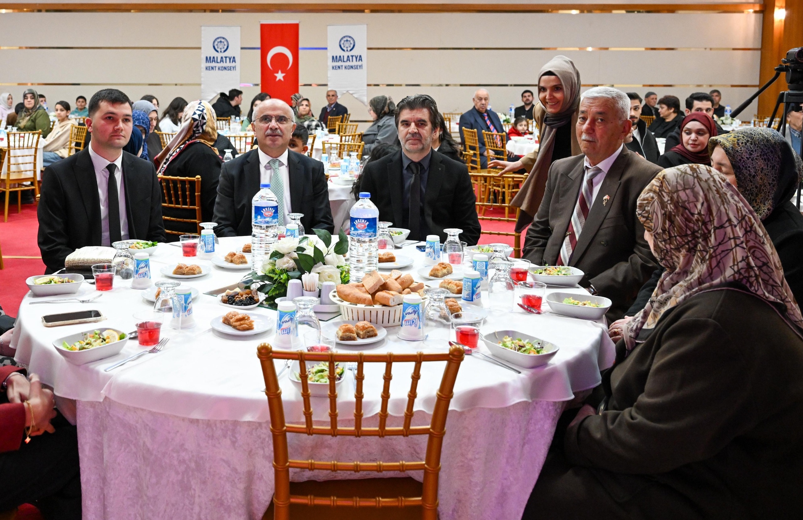 Malatya Kent Konseyi Gençlik Meclisi’nden Anlamlı Çalışma;  “Gençlerle İstiklalden İstikbale”