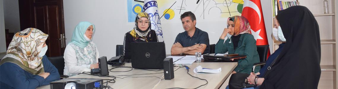 “Mahalle Yönetiminin Katılımcı Hale Getirilmesi” konulu Eğitim Programı Düzenlendi
