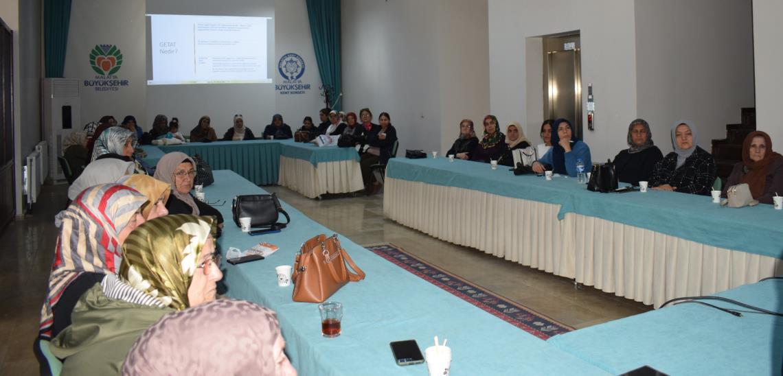 Kadın Meclisi Üyelerine “Köklü Bilgelikten Günümüze GETAT” Konferansı