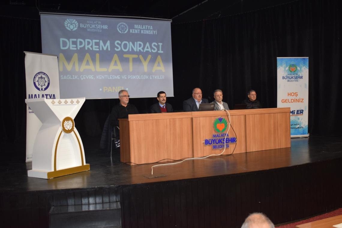 Deprem Sonrası Malatya Sağlık, Çevre, Kentleşme ve Psikolojik Etkiler konulu bir panel gerçekleştirildi