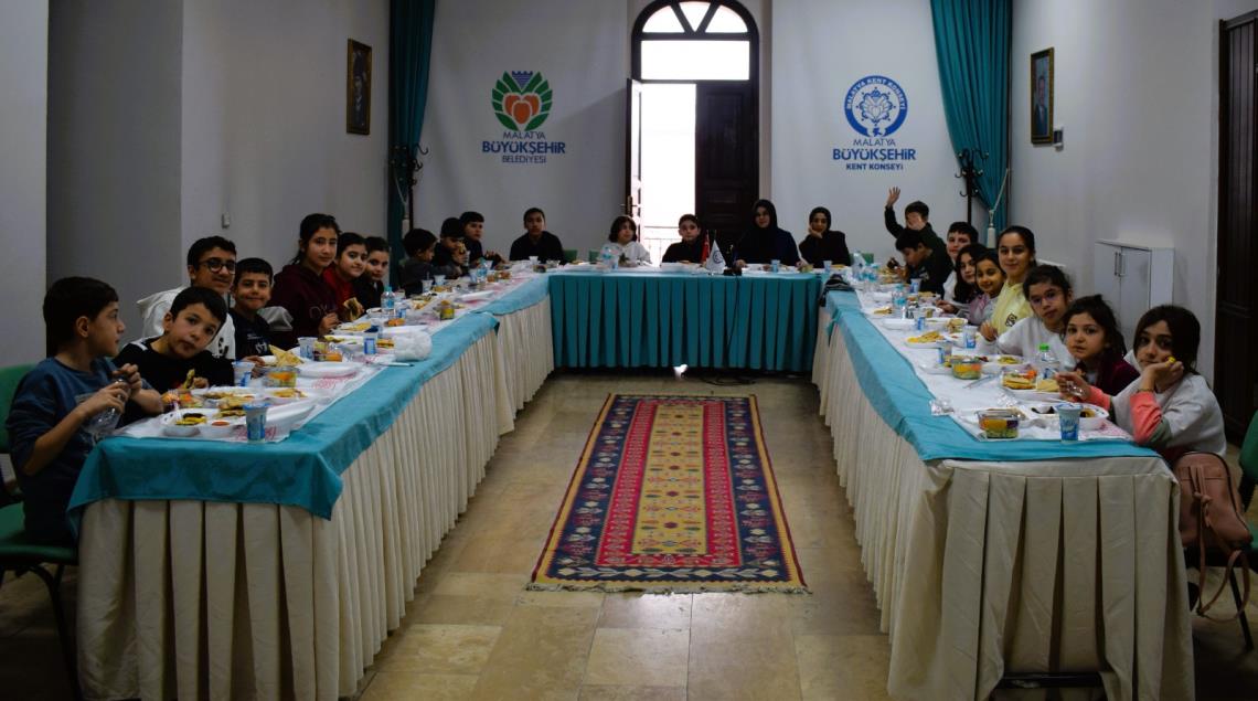 Malatya Kent Konseyi’nden “Çocuklarla Bağımsız Bir Gün” Etkinliği