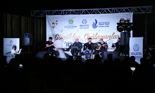 MALATYALILAR “GÖNÜLDEN ÇAĞLAYANLAR” PROGRAMINA YOĞUN İLGİ GÖSTERDİ