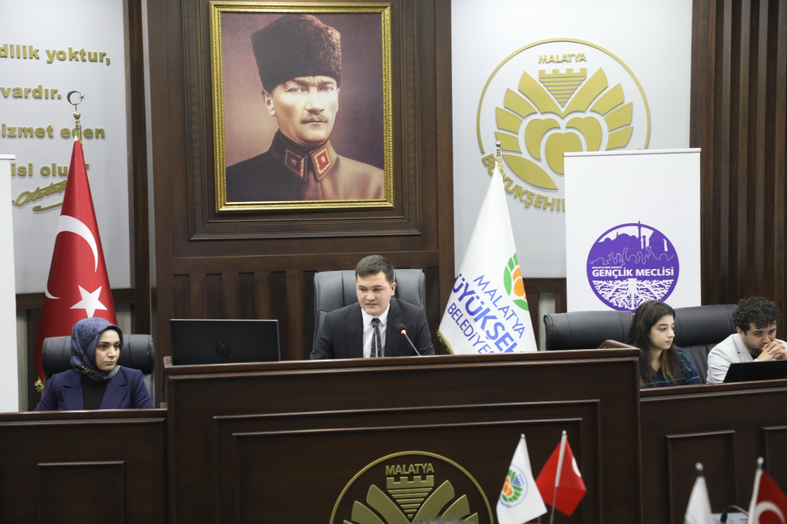 Genç Bakış Meclisi 2025 Yılı Sonu Değerlendirme Toplantısını Gerçekleştirdi