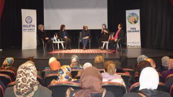 Malatya Kent Konseyi Kadın Meclisi Kadın Muhtarlarla Söyleşi Programı Düzenledi